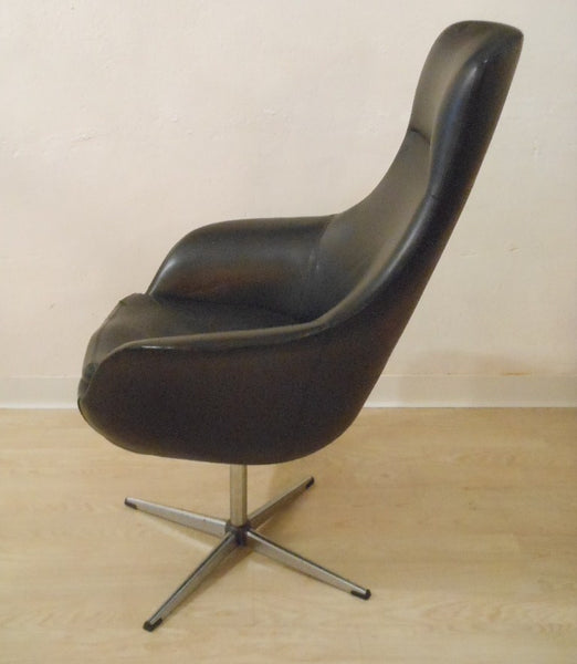 Kanan Mobler Danish Swivel Chair