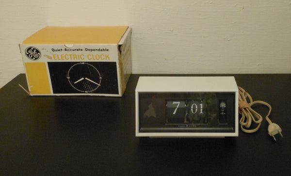 GE Electric Flip Clock