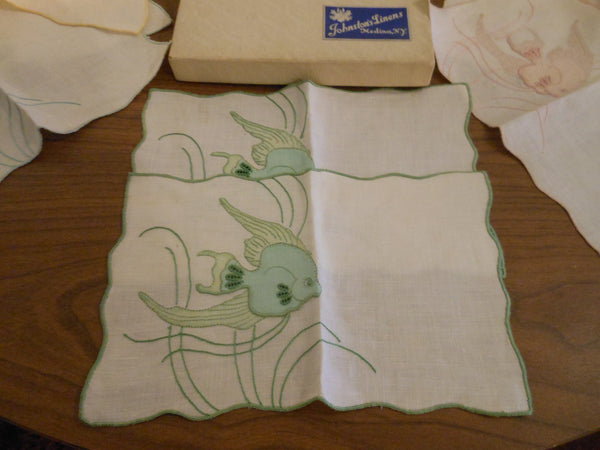 Set of 7 Cocktail Linens