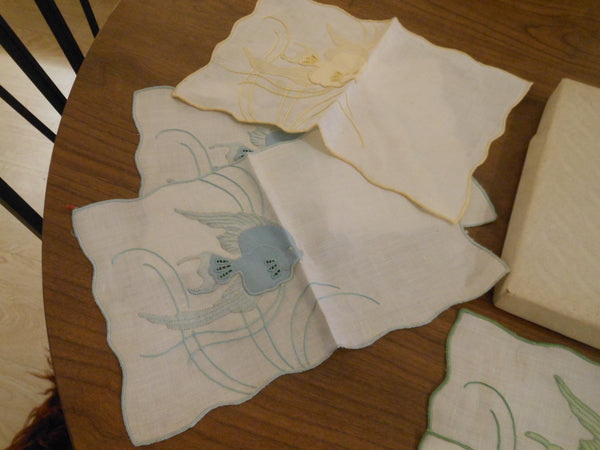 Set of 7 Cocktail Linens