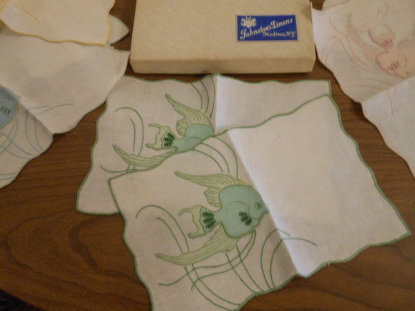 Set of 7 Cocktail Linens
