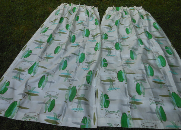 2 MCM Drape Panels Atomic Fish