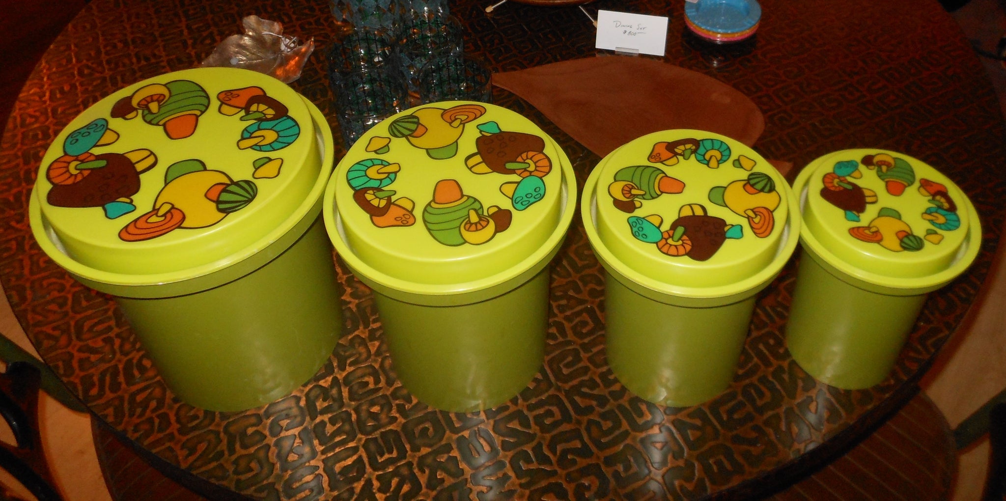 Vintage Mushroom Rubbermaid Nesting Yellow Canisters SET of 4 / 1970's  Mushroom Design Vintage Rubbermaid Containers 
