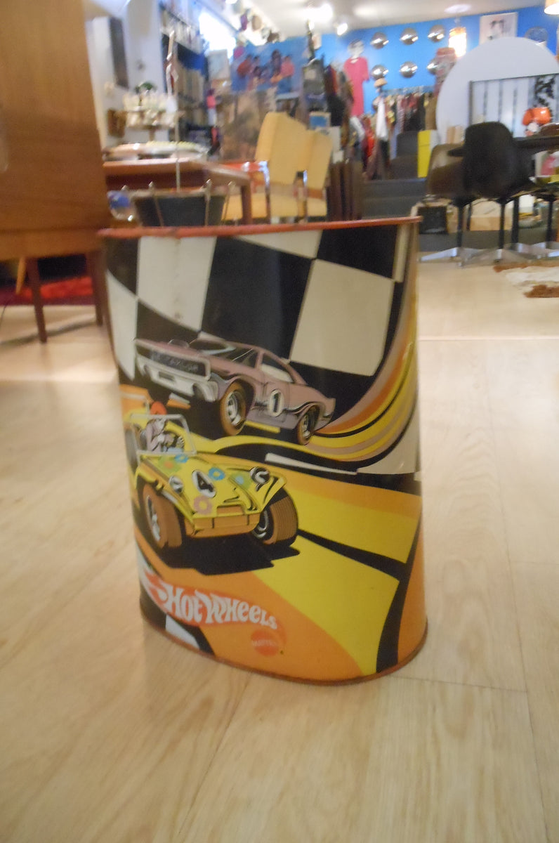 1970 Hot Wheels Trash Can – Retro on 8th