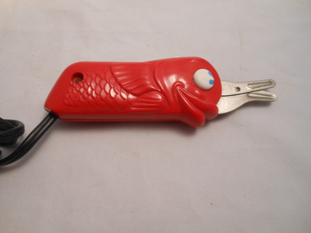 Snipped Scissors 60's Snippy Electric Scissors – Retro on 8th